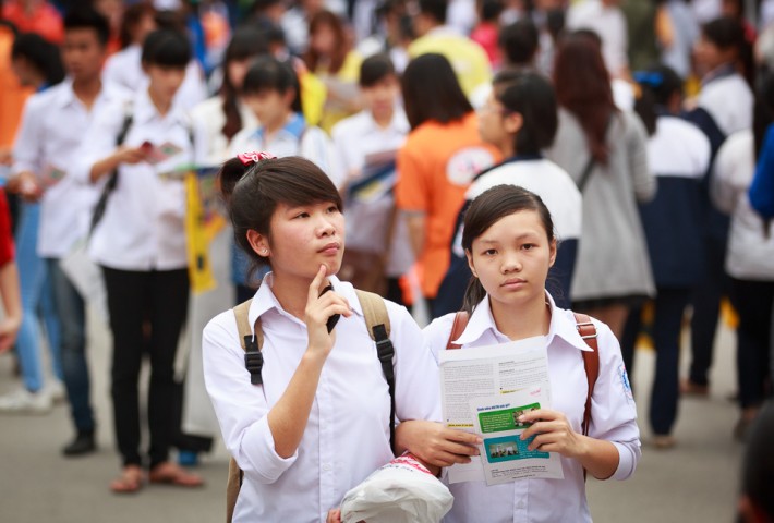 Học sinh Hà Nội tham gia Ngày hội tư vấn tuyển sinh 2013. (Ảnh: Thành Long/USSH)